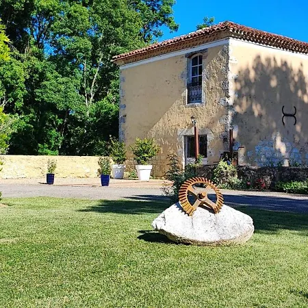 Le Moulin De Laumet 3*