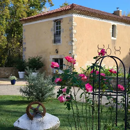 Guest house Le Moulin De Laumet 3*